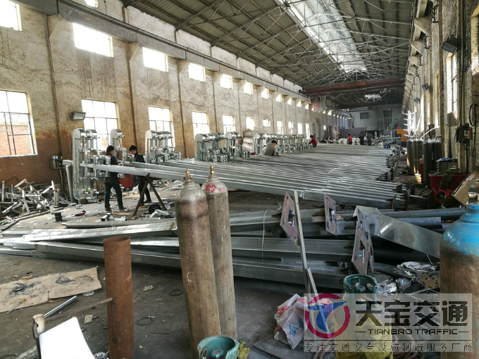 上海指路标志杆生产厂家|热镀锌标志杆加工厂家